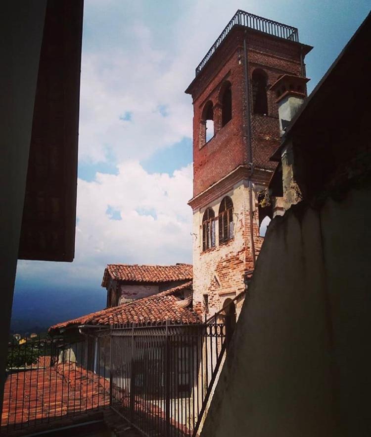 Albergo E Ostello Della Gioventu Biella Centro Storico Exterior foto