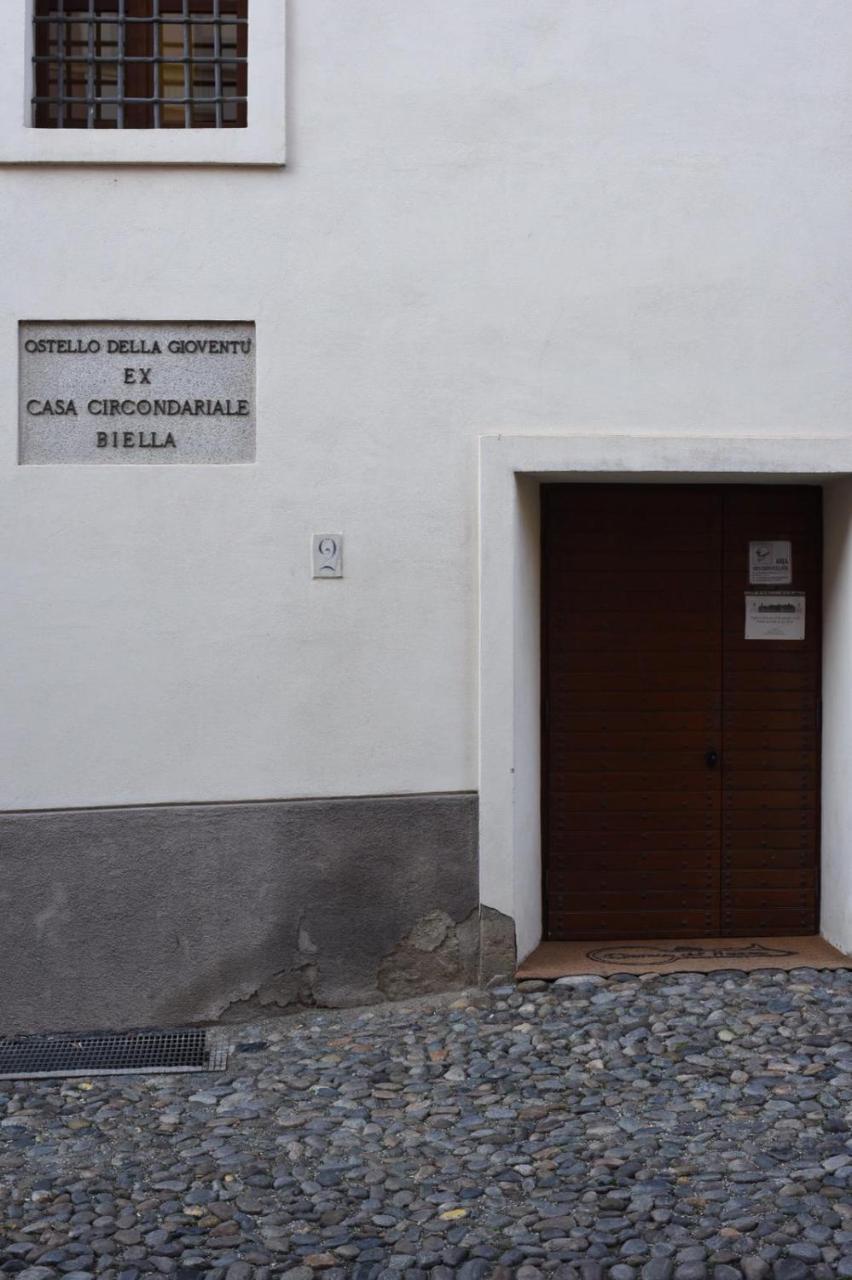 Albergo E Ostello Della Gioventu Biella Centro Storico Exterior foto